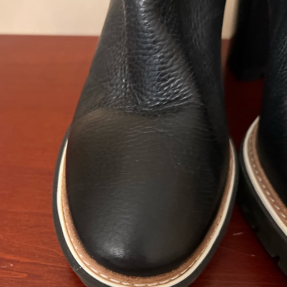 Black Tory Burch platform heel Chelsea boot - Picture 4 of 9